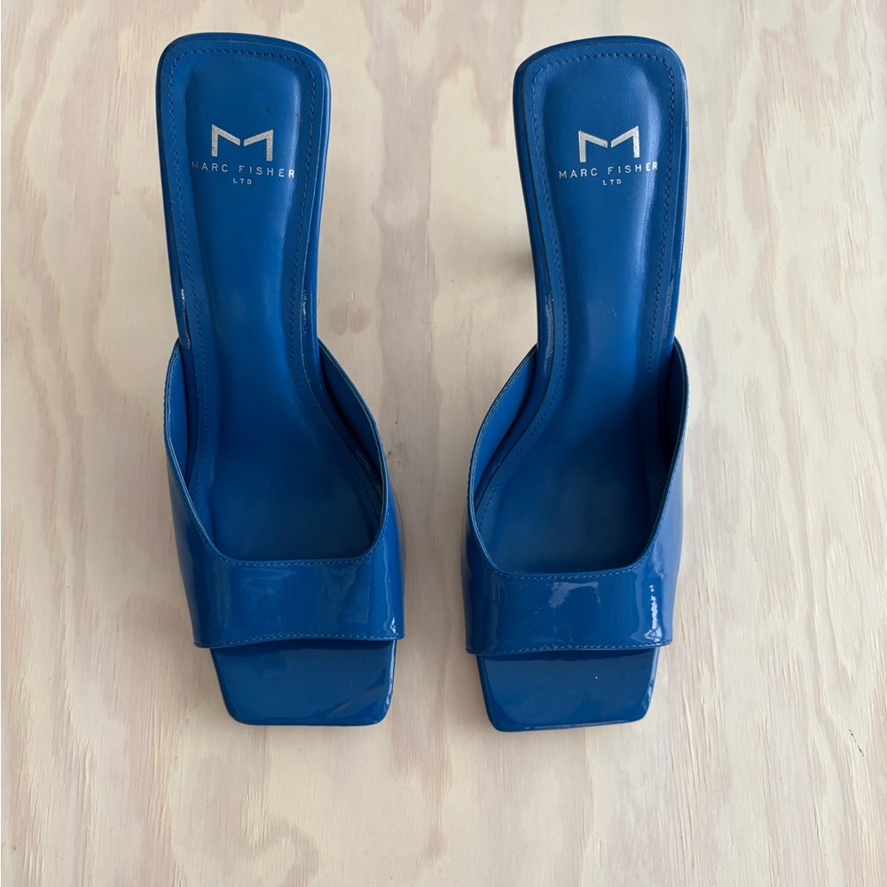 Marc Fisher LTD Baber Heeled Sandal in Brilliant Blue Patent
